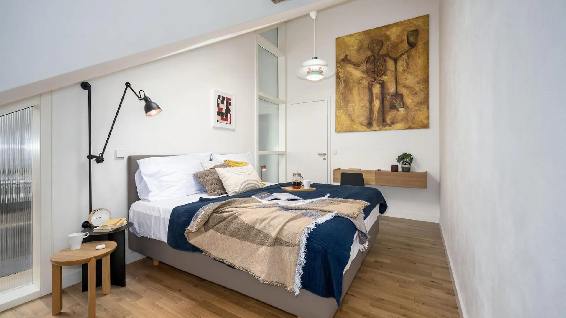 Prague Days - Attic Apt - Workspace - 100 Mbps Wi-Fi - Park Nearby 0*,
